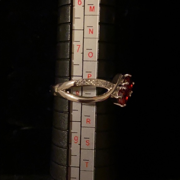 Red ring - Picture 2 of 2